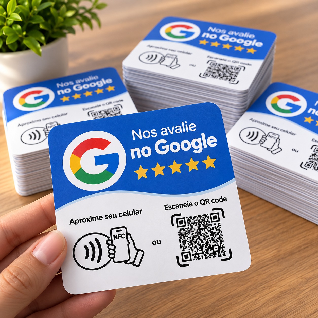 Plaquinha RevTap modelo premium em PVC rígido com QR Code e NFC